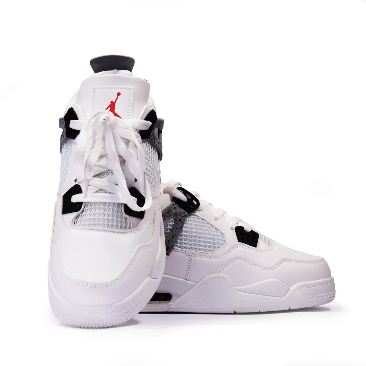 AJ 4 – M013- Kicks