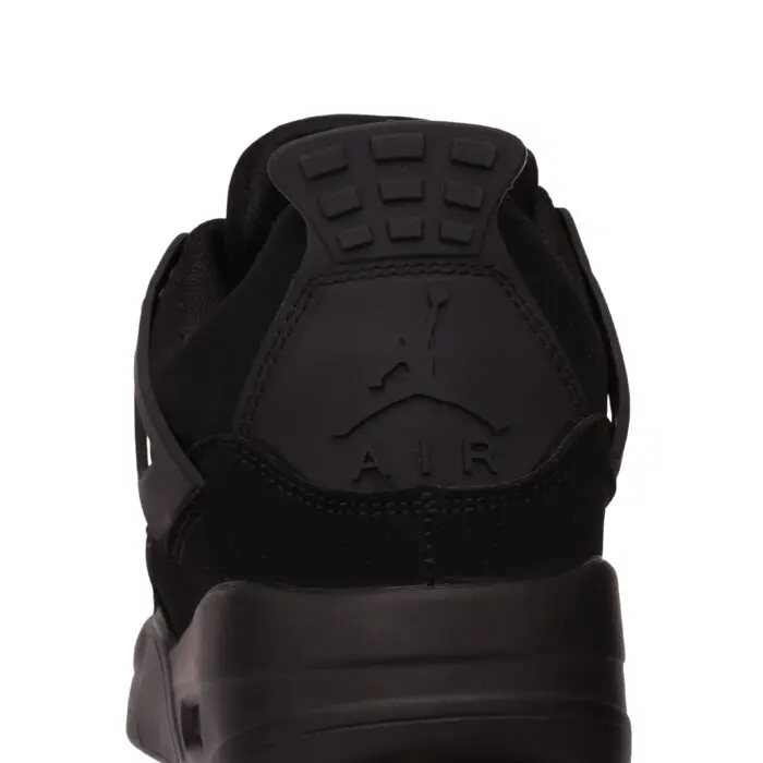 AJ4 – Black Cat M028- Kicks