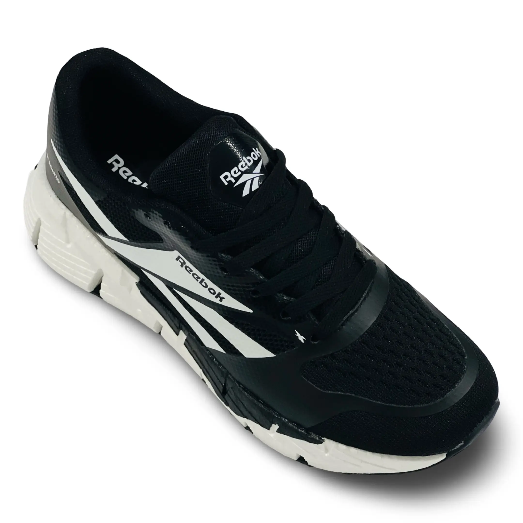 Reebok – M204Kicks