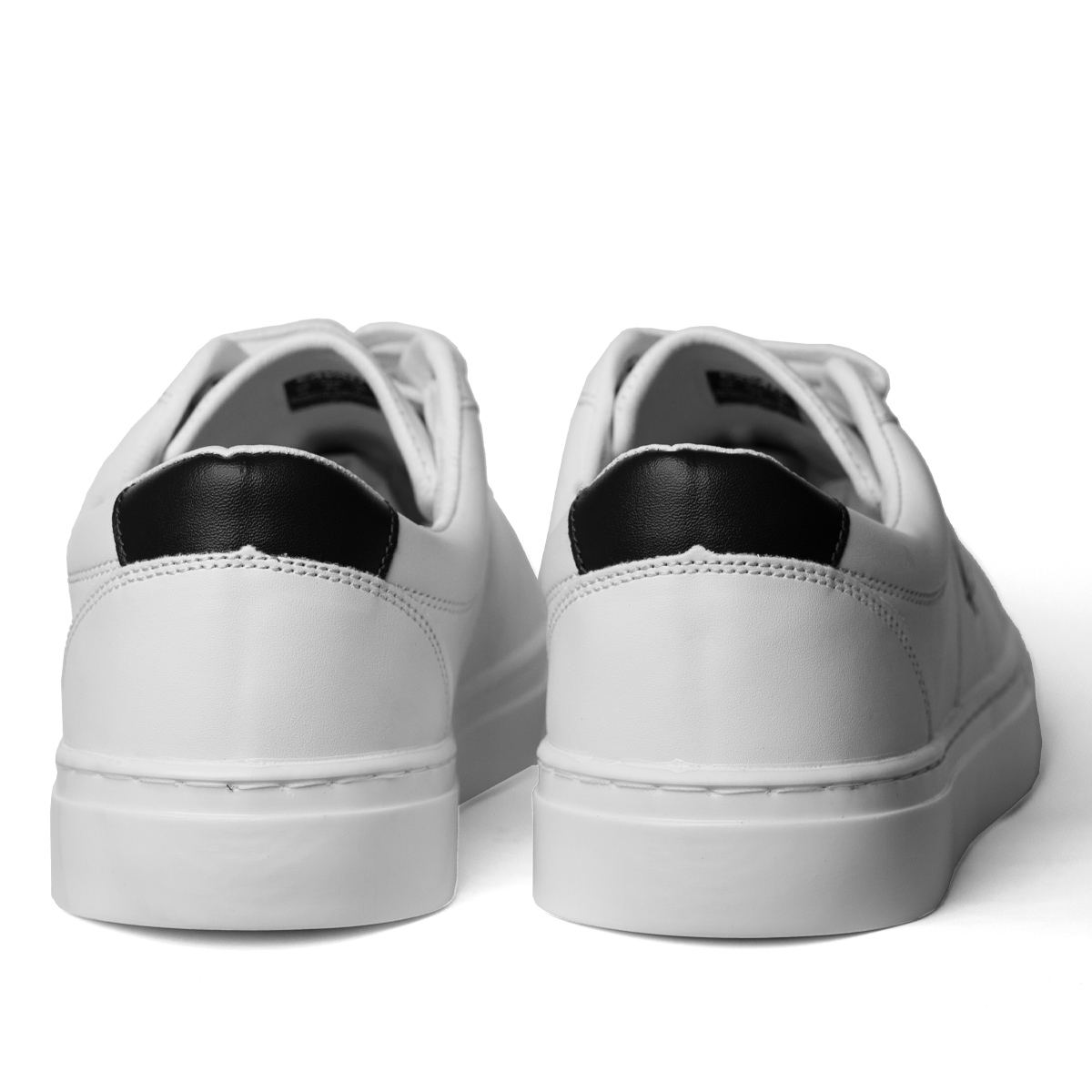 Fred Perry Sneaker – M084- Kicks