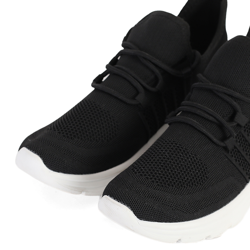 Running Sneaker – M095Kicks