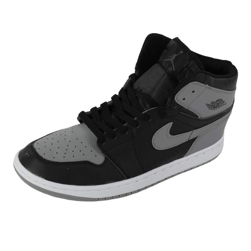 AJ1 – M130Kicks