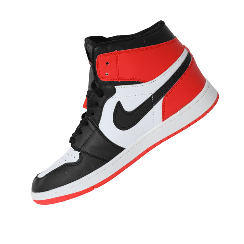 AJ1 – M132Kicks