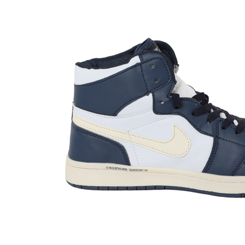 AJ1 – M127Kicks